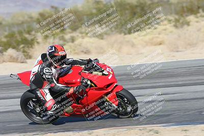 media/Dec-01-2025-Moto Forza (Mon) [[2daa91e15f]]/2-Intermediate Group/Session 4 Turn 9/